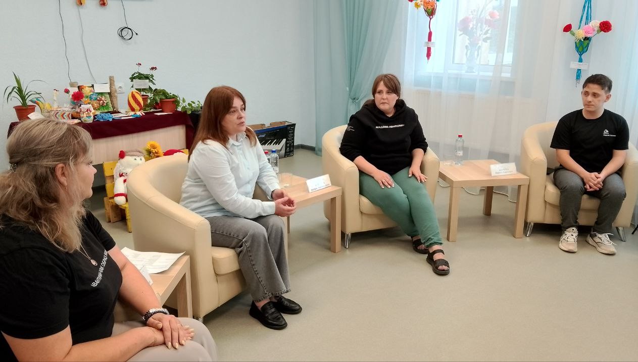 "Авантюрин" в "Спутнике" "Авантюрин" в "Спутнике"