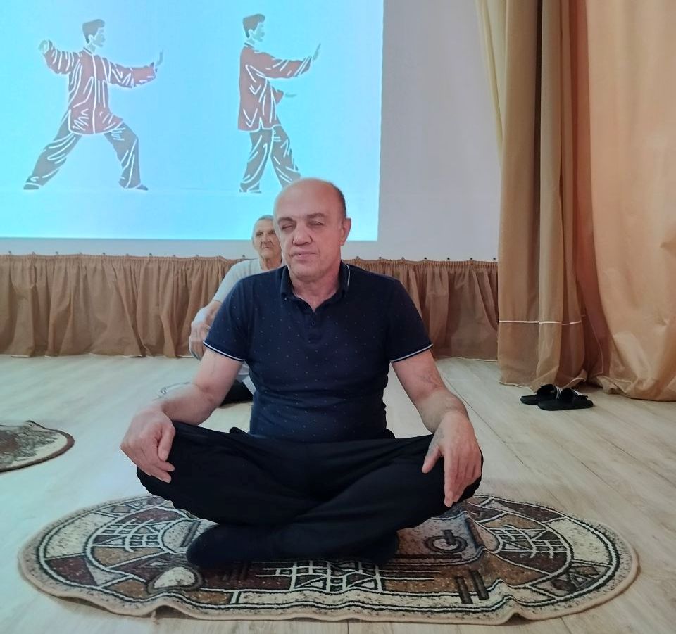 Тай-чи для подопечных «Спутника»