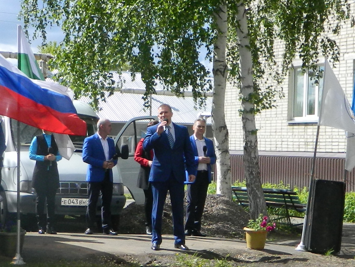 Спасибо за опыт, профессионализм и доброту к людям.