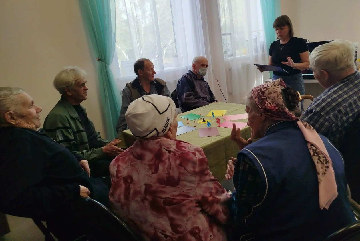 Чёрный ящик и азарт: как старшее поколение играет в «Что? Где? Когда?».