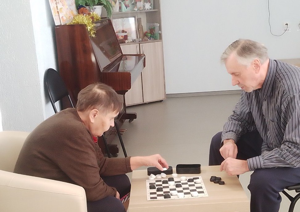 Нам года – не беда, будем молоды всегда!
