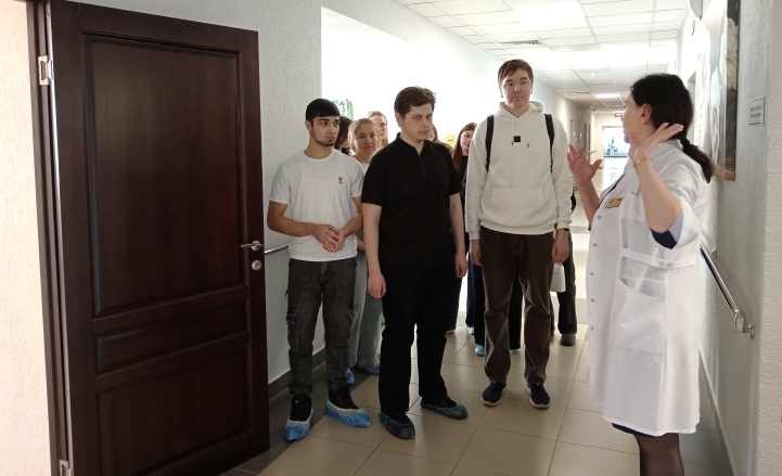 У нас в гостях студенты.