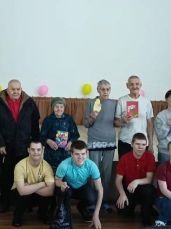  При солнышке - тепло, при матери – добро