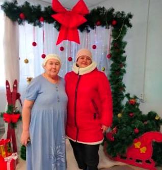 Новогодние фонарики украсят «Спутник»