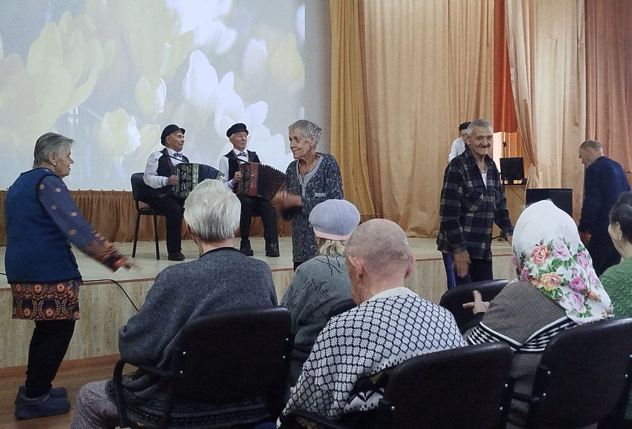 Играй и пой, «Тальяночка»!