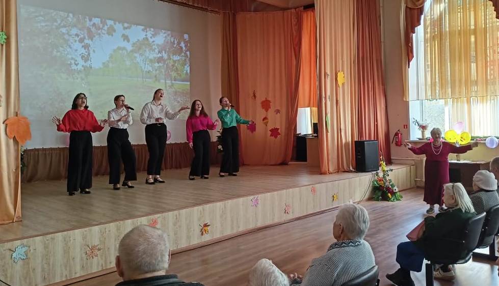 С праздником, с Днём мудрости, добра и уважения!