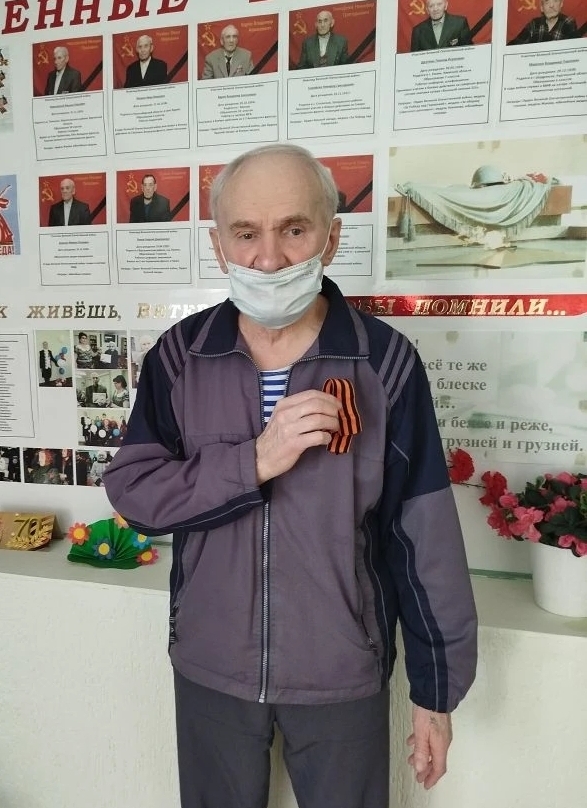 Носим Георгиевскую ленточку с гордостью!
