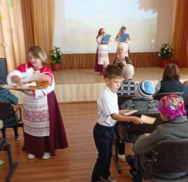 Люди пожилые – сердцем молодые