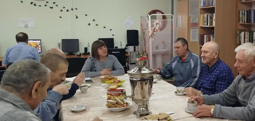 «Вторая молодость»: душевные посиделки и откровенный разговор