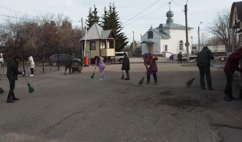 Субботник в «Спутнике»