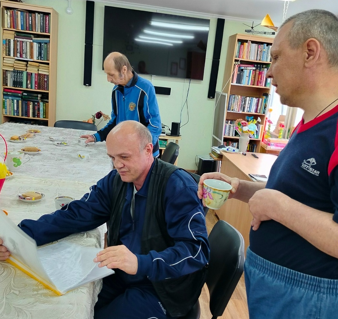 Мужской клуб – ключ к уверенности в себе.