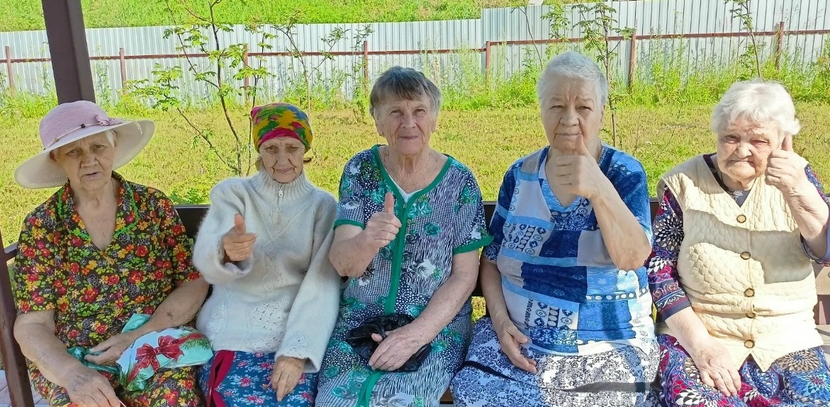 Тепло сердец в «Спутнике»: как отметили День семьи, любви и верности
