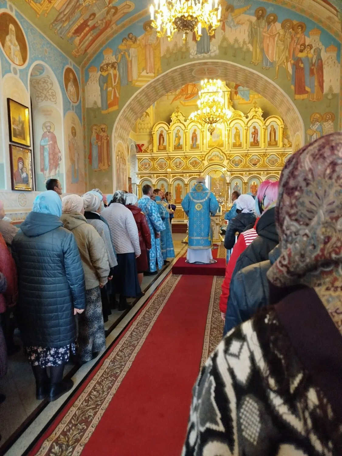 День, наполненный светом: поездка в Храм в честь праздника Покрова