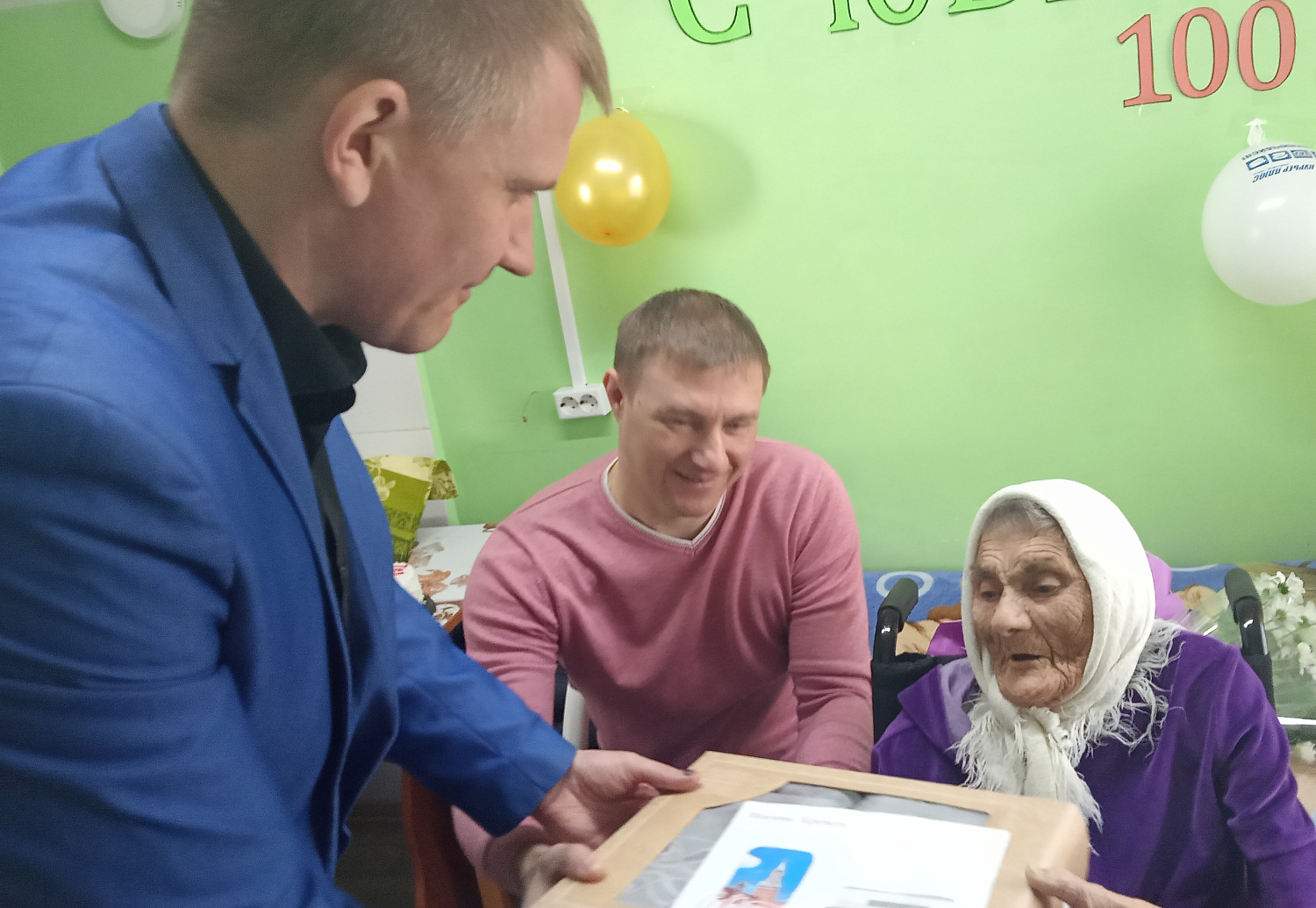 Жительница «Спутника» отметила 100-летний юбилей.