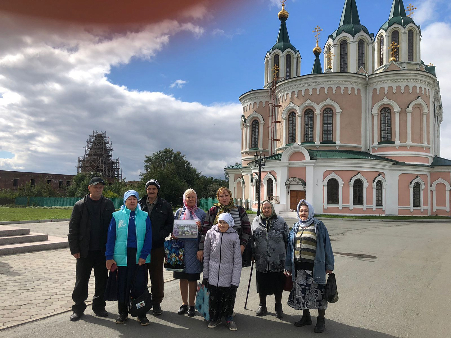  Подопечные «Спутника» посетили святые места г. Далматово