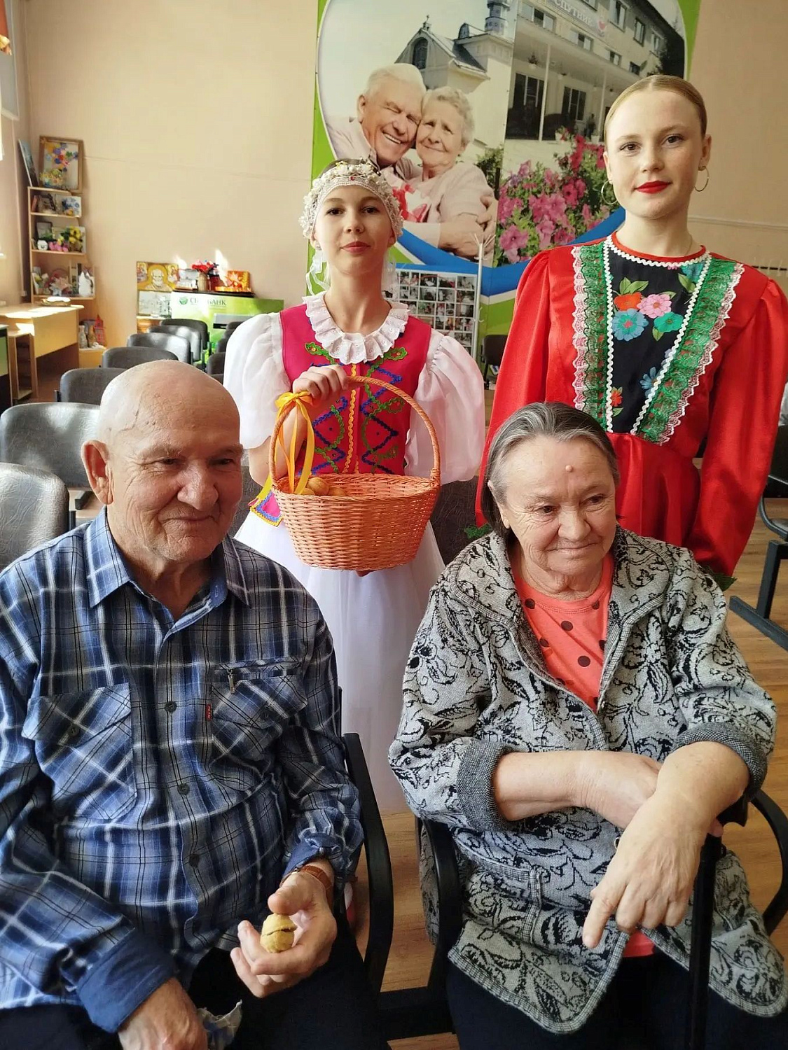 Ореховый Спас в кругу друзей