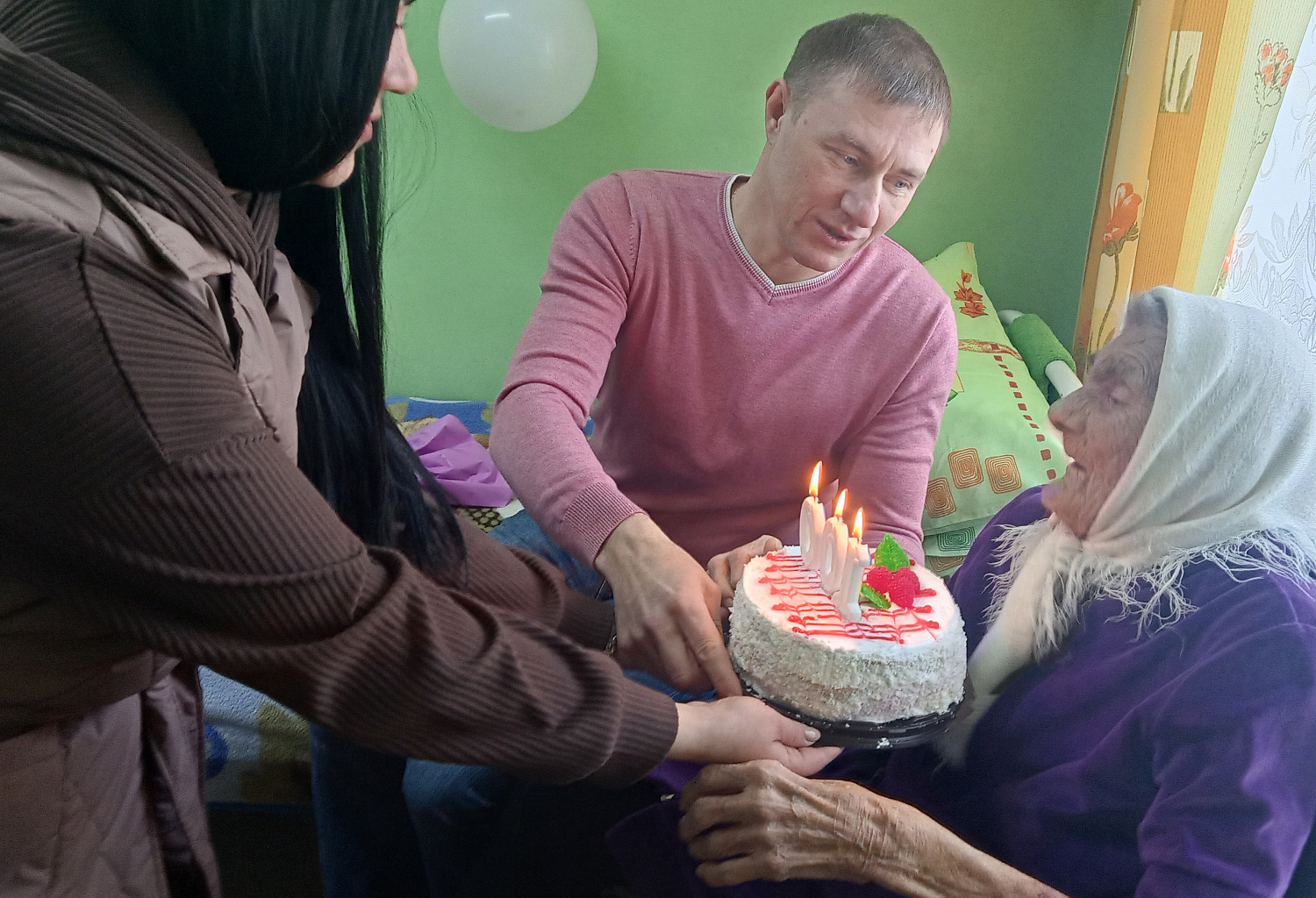 Жительница «Спутника» отметила 100-летний юбилей.